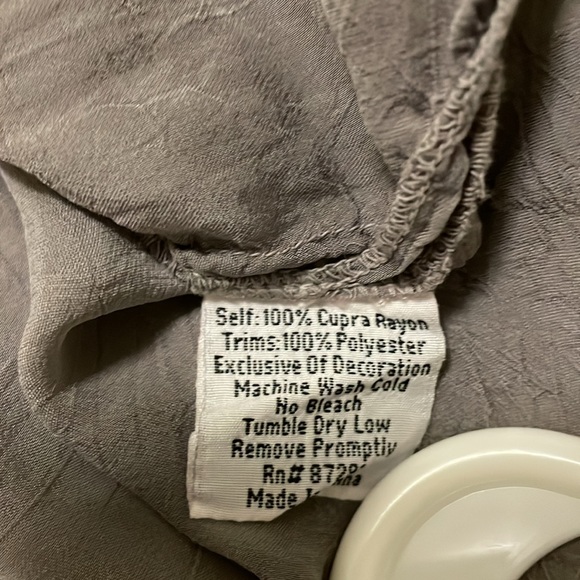 Johnny Was Amaru Embroidered Blouse - Picture 9 of 9